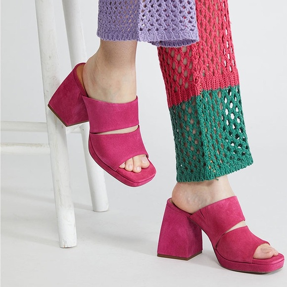 Free People Shoes - Free People Love Is Everywhere Suede Fuschia Platform Sandals